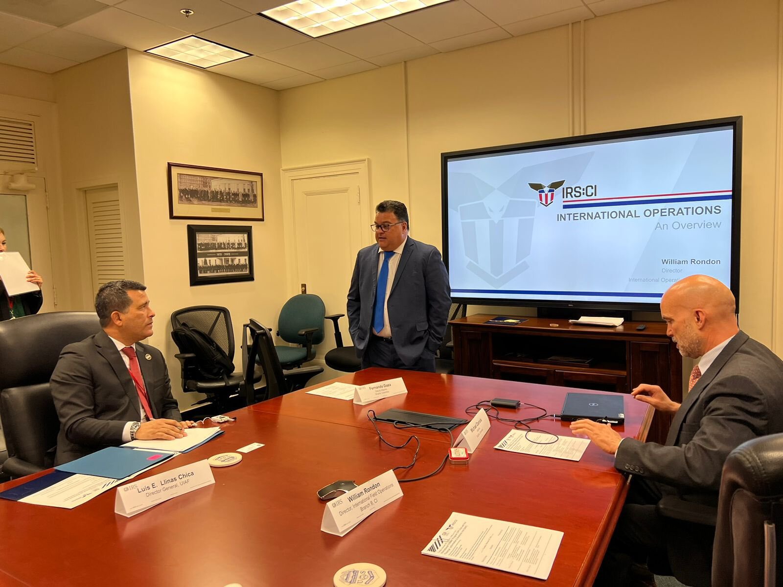 UIAF (IRS-CI) de EE.UU. UIAF busca fortalecer análisis financiero con apoyo del Servicio de Rentas Internas