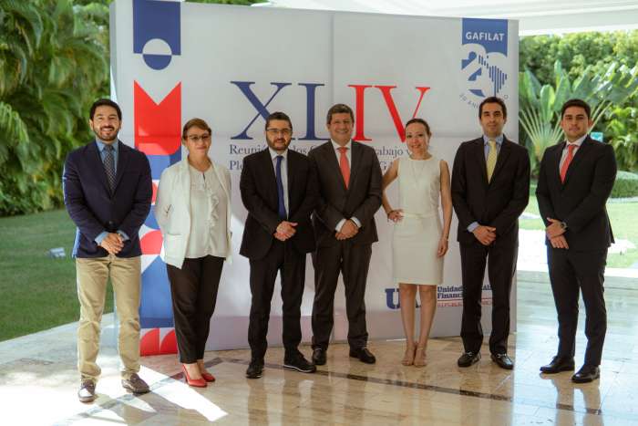 Recomendaciones del GAFI El Sistema Antilavado de Activos de Colombia