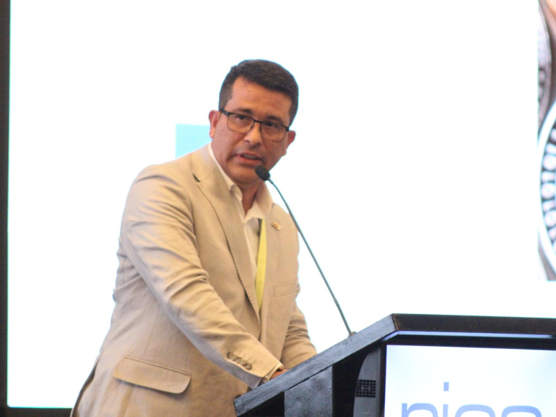 El director general de la UIAF presentó las perspectivas financieras de la Unidad y logros de la entidad en el primer año de Gobierno del Cambio