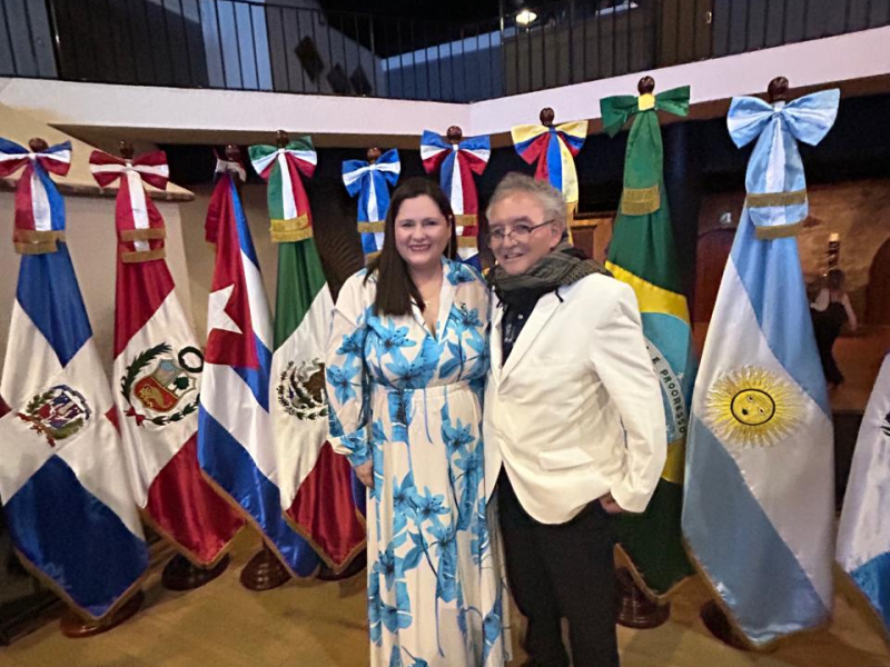 Director general (E), Jorge Arturo Lemus Montañez, y presidenta pro tempore del Gafilat