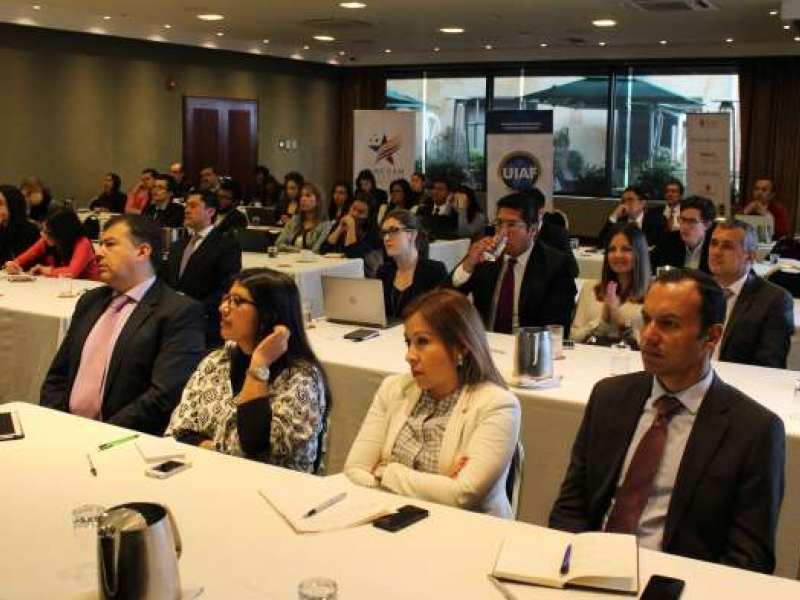 Curso Análisis del Riesgo de Lavado de Activos y Financiación del Terrorismo en el país