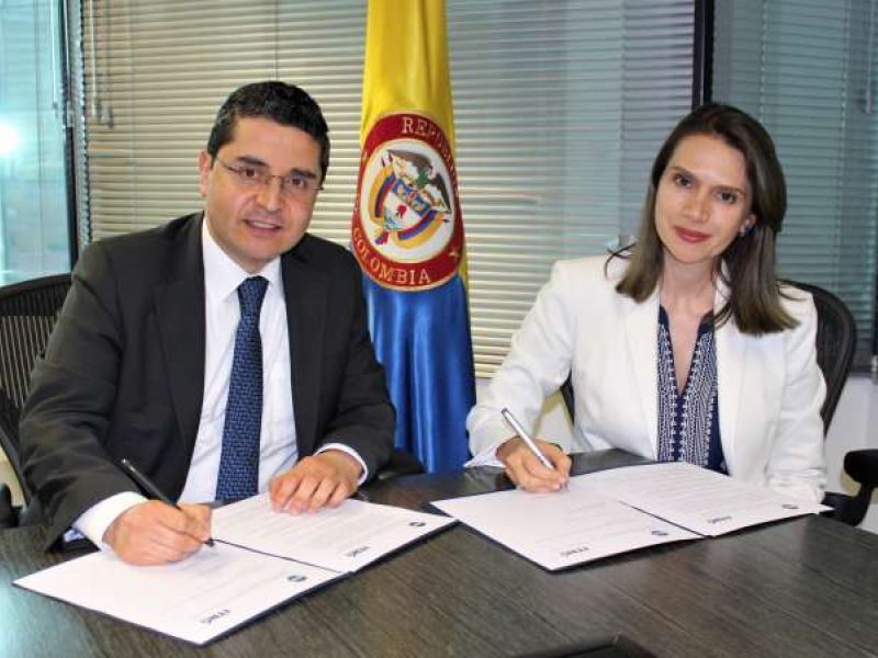 ITRC y UIAF firman Memorando de Entendimiento contra la corrupción