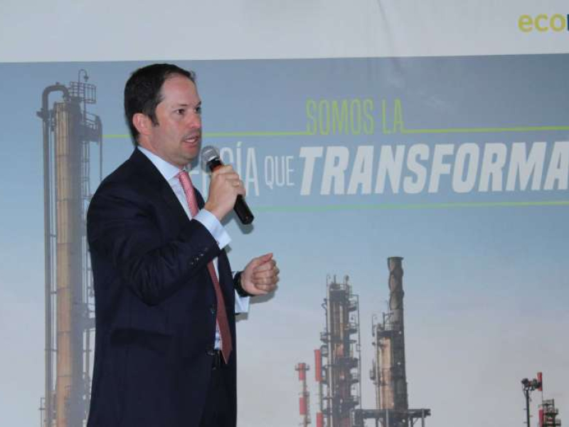 Cuenten con el respaldo de la UIAF para proteger al sector de los hidrocarburos del crimen organizado: Juan Francisco Espinosa