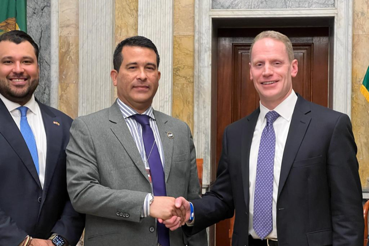 Articulación entre la UIAF y la OFAC