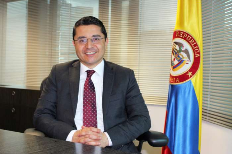 Javier Gutiérrez López nuevo Director de la UIAF