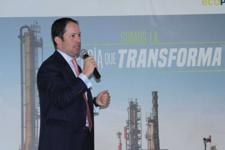 Cuenten con el respaldo de la UIAF para proteger al sector de los hidrocarburos del crimen organizado: Juan Francisco Espinosa